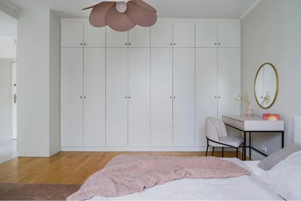 Elegant Apartment Joliot-Curie30 ワルシャワ